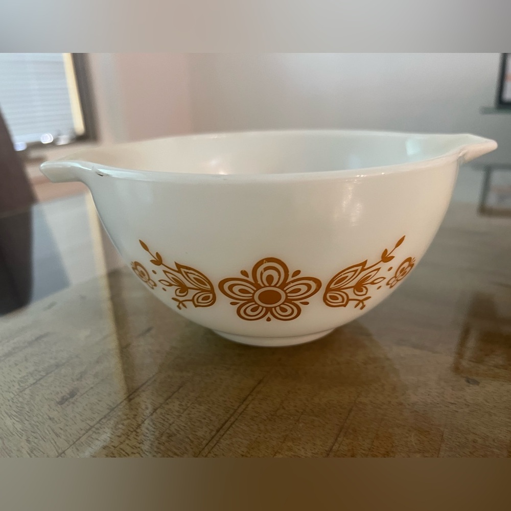 - Pyrex Butterfly Gold Cinderella Bowl ,Mixing Bowl, 70's American Kitchen…